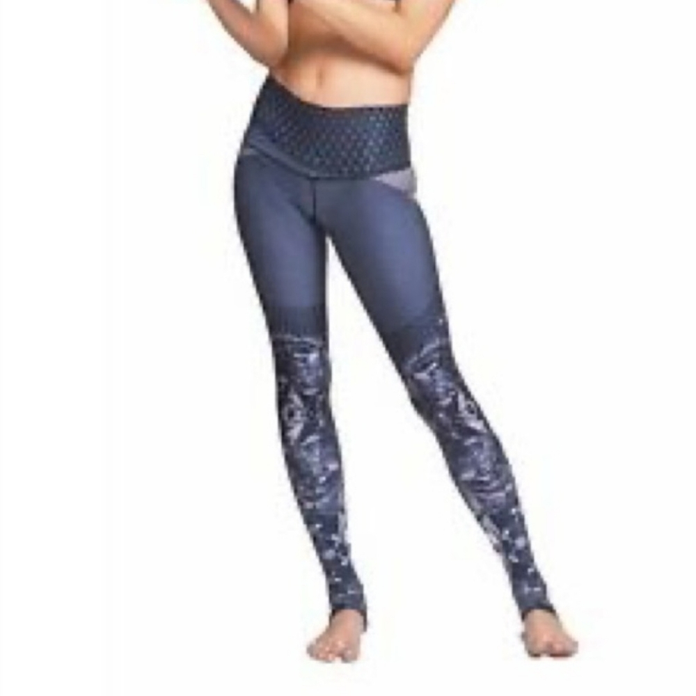 Niyama Sol Carbonado endless leggings yoga pants Medium